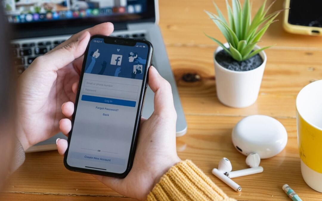 11 Facebook Ads Management Hacks to Boost Your ROI