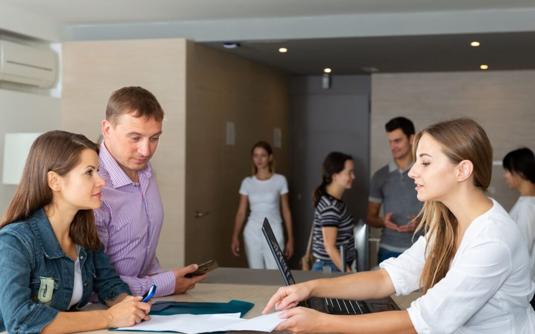 12 Benefits of Hiring a Digital Marketing Agency