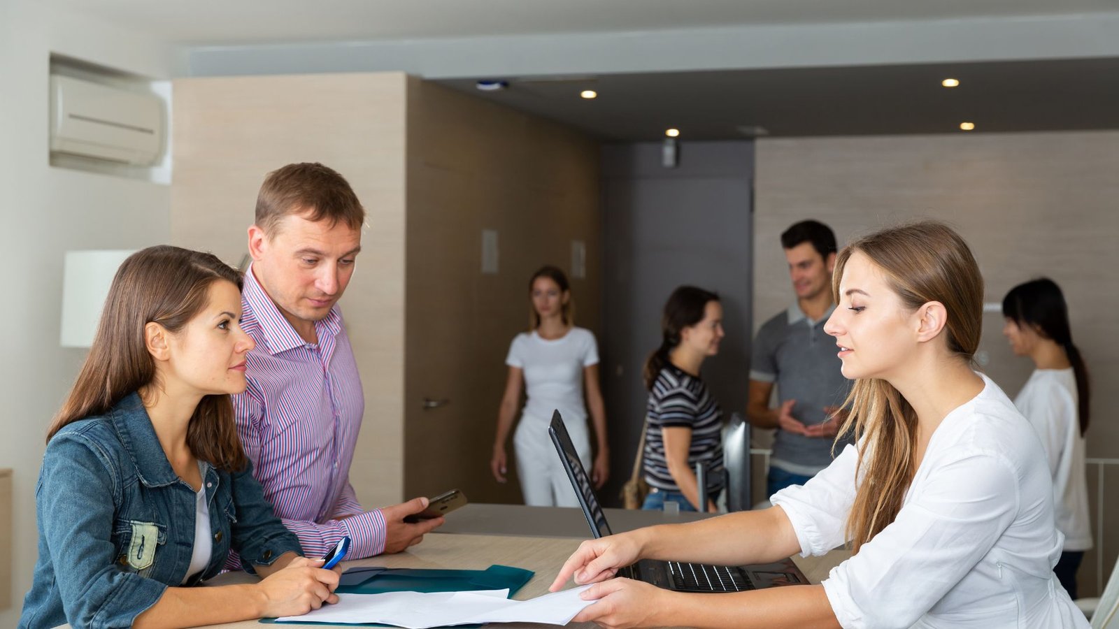 12 Benefits of Hiring a Digital Marketing Agency 12 Benefits of Hiring a Digital Marketing Agency