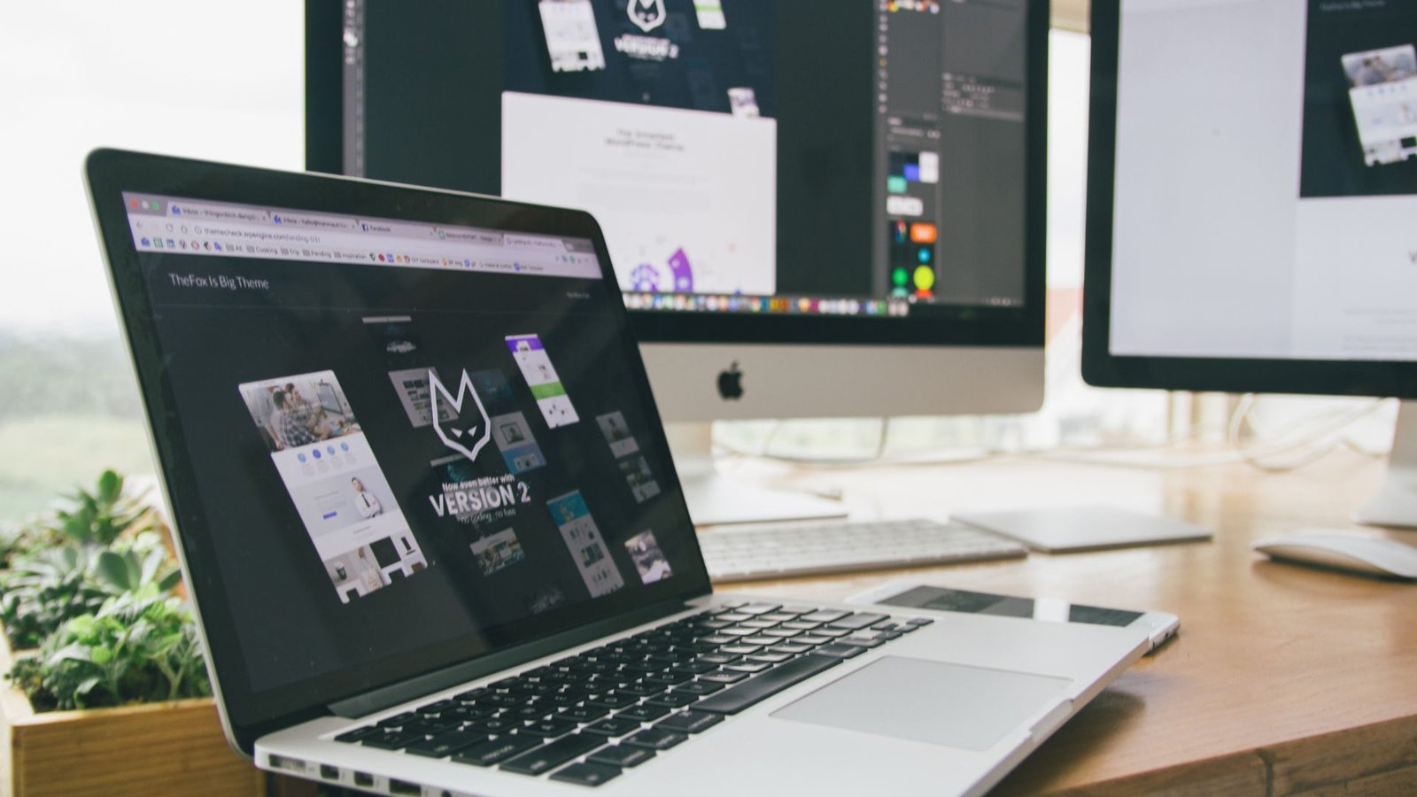 15 Ways to Leverage LinkedIn for B2B Marketing 15 Ways to Leverage LinkedIn for B2B Marketing